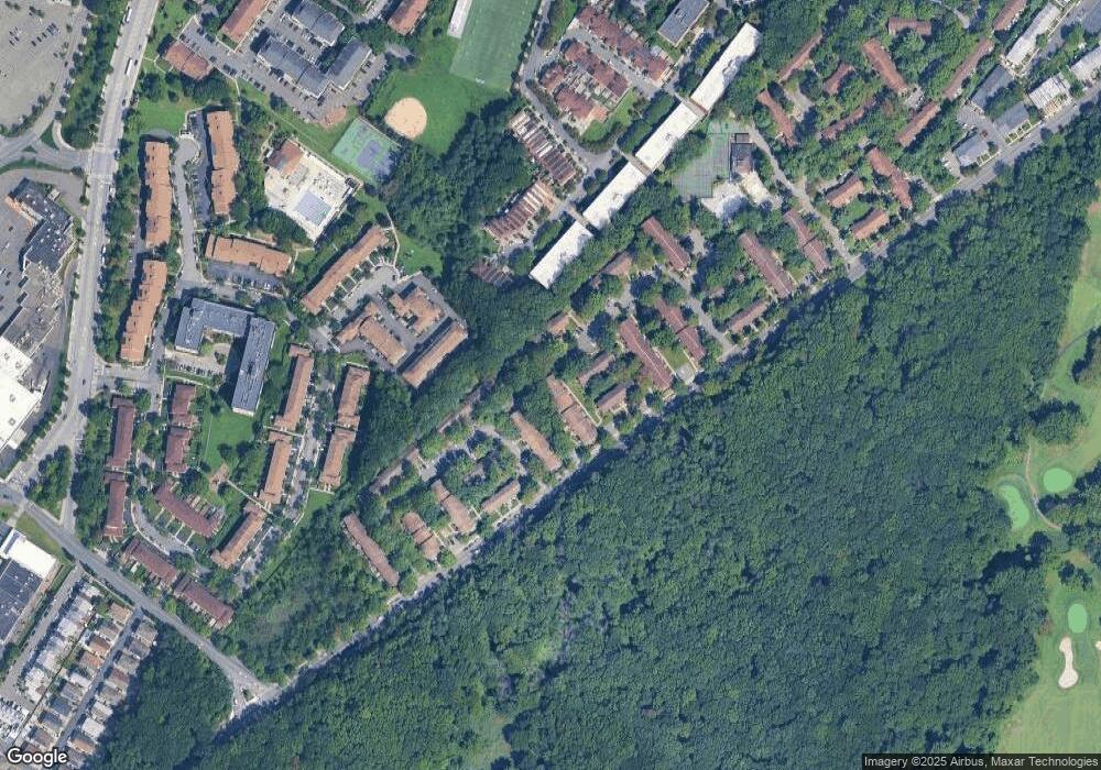 1802 Forest Hill Rd unit 93C, Staten Island, NY 10314 - photo 1