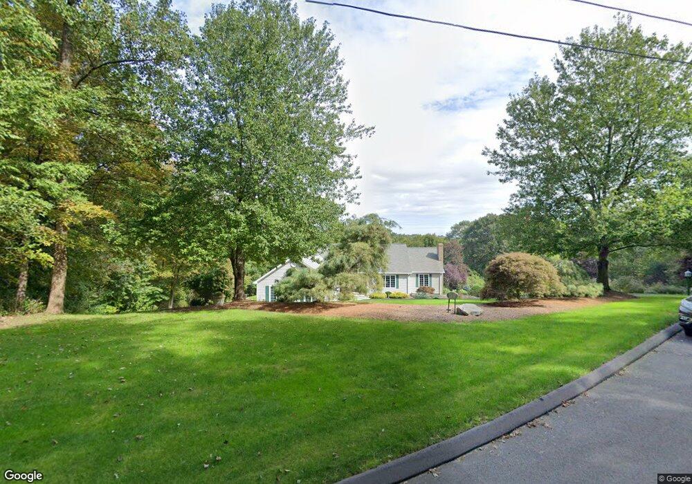 318 Central Rd, Middlebury, CT 06762 - photo 1