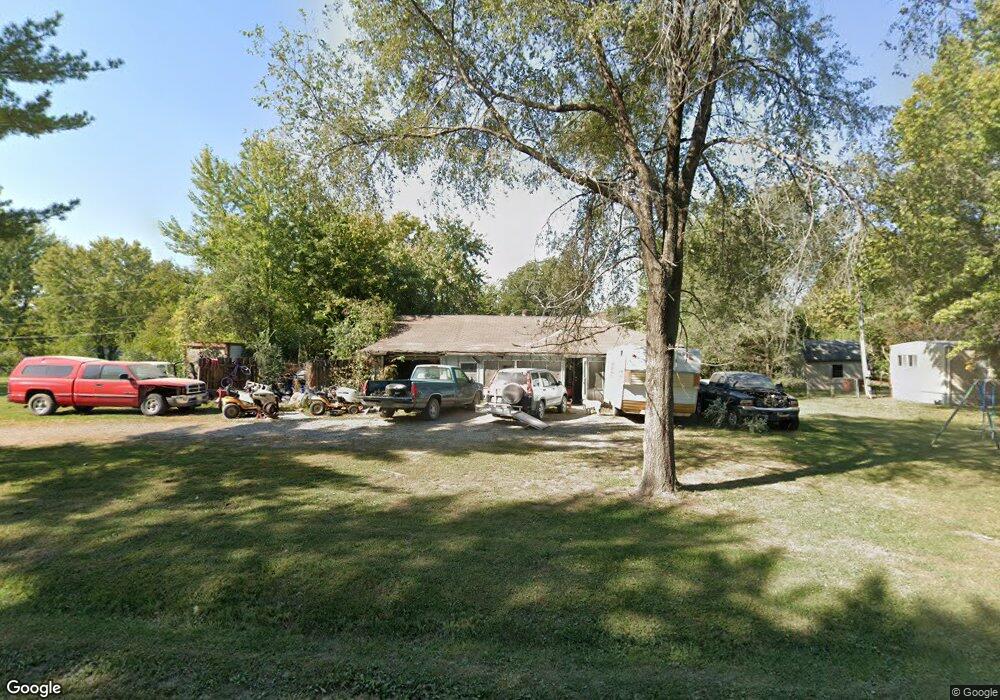 206 S Lyne St, Raymore, MO 64083 - photo 1