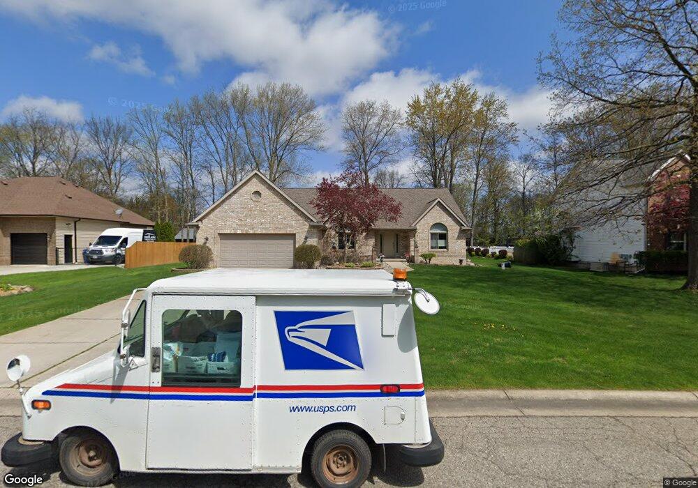 5178 Wyndemere Square, Swartz Creek, MI 48473 - photo 1