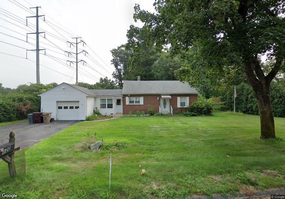 120 West St, Ludlow, MA 01056 - photo 1