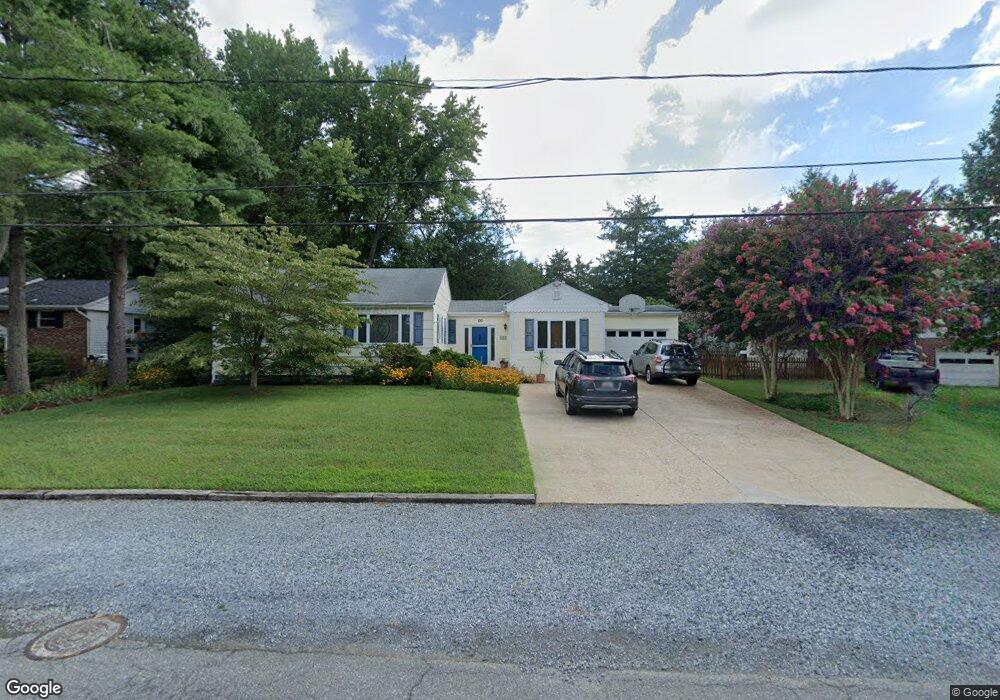 16 Pinecrest Dr, Annapolis, MD 21403 - photo 1