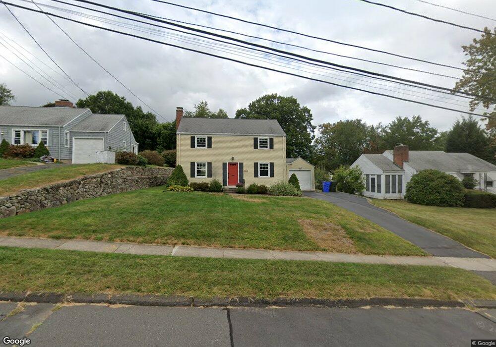 32 Greystone Rd, West Hartford, CT 06107 - photo 1