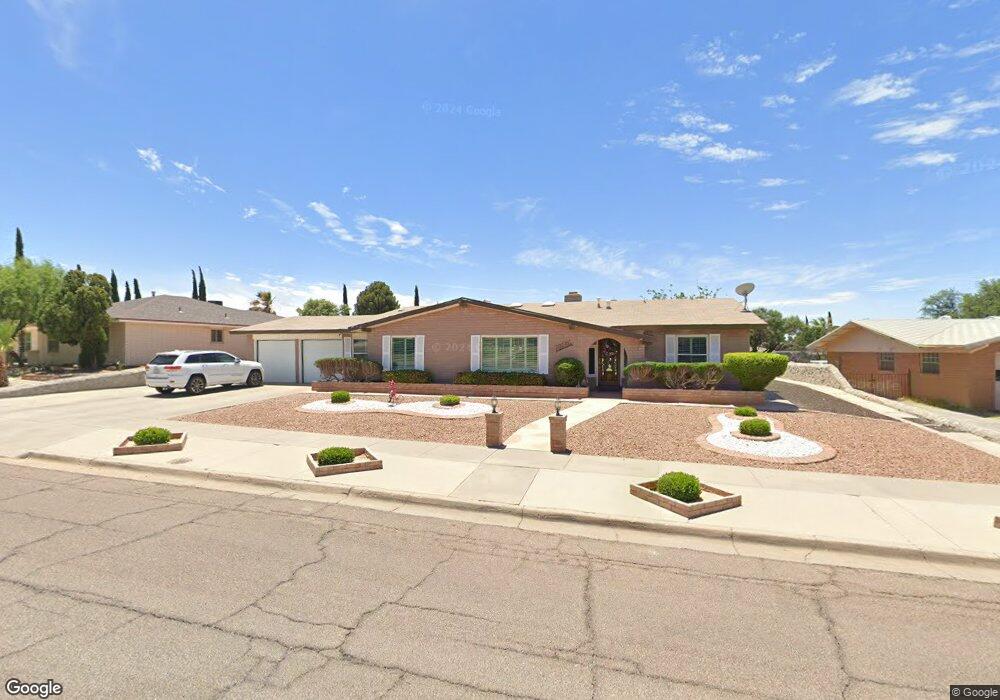 10136 Woodway Dr, El Paso, TX 79925 - photo 1