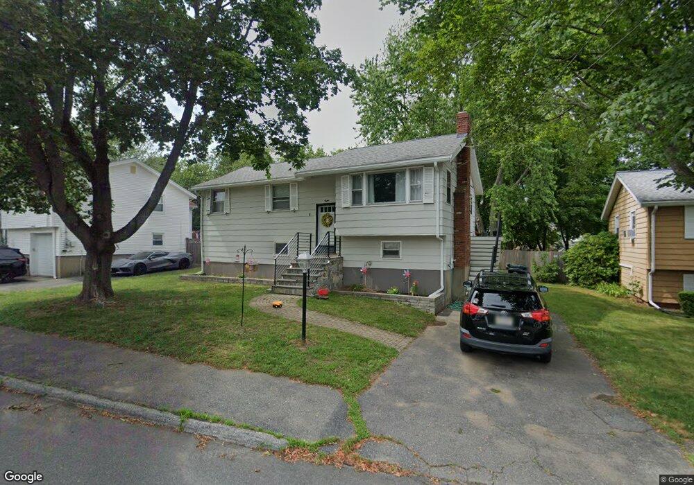 8 Hartford St, Salem, MA 01970 - photo 1