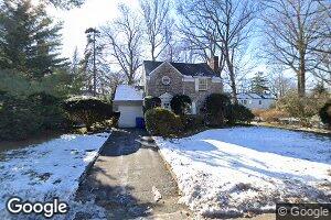 84 Howard Park Dr, Tenafly, NJ 07670
