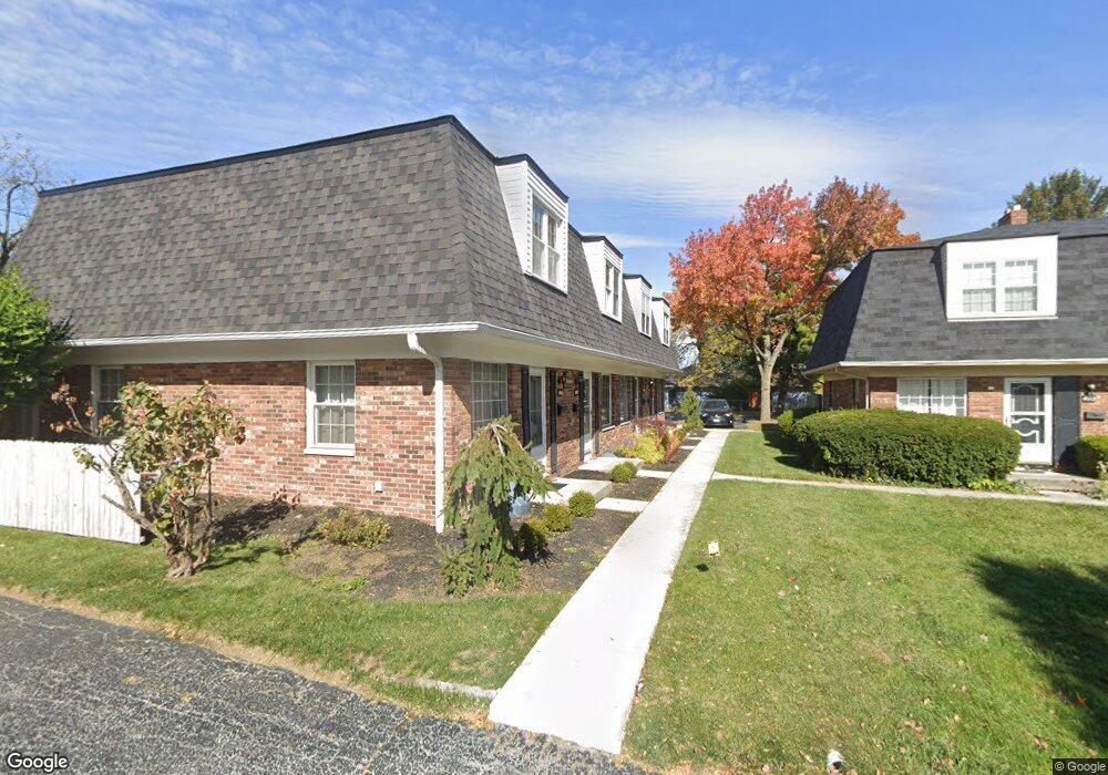 4501 Folkestone Ct N, Columbus, OH 43220 - photo 1