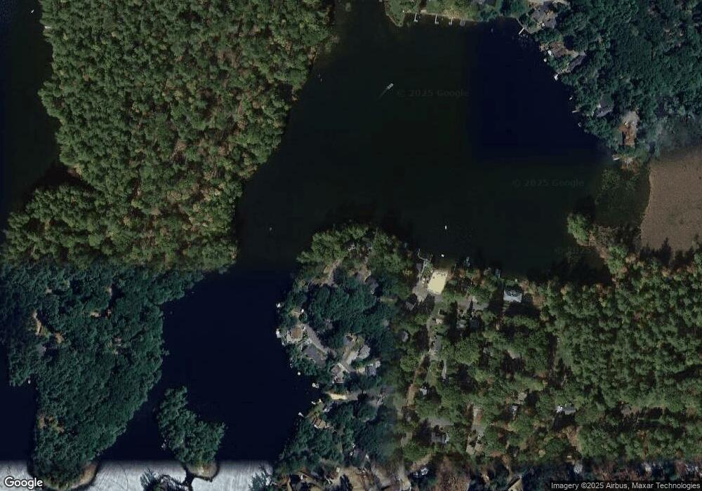 24 Hemlock Shore Dr, Atkinson, NH 03811 - photo 1