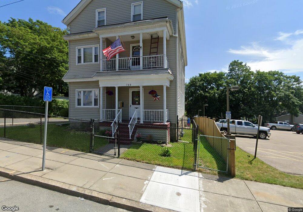 709 Maple St unit 2, Fall River, MA 02720 - photo 1