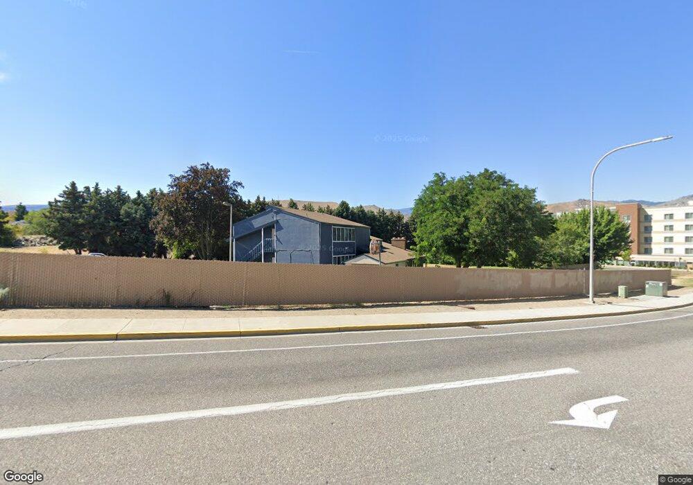 291 2nd St NE, East Wenatchee, WA 98802 - photo 1