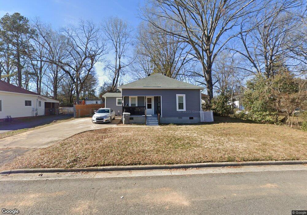 302 Walnut St, Clover, SC 29710 - photo 1