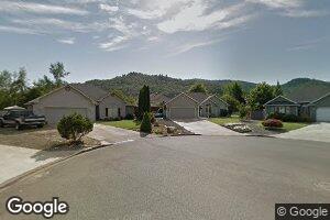 173 Laquinta Ct, Winchester, OR 97495