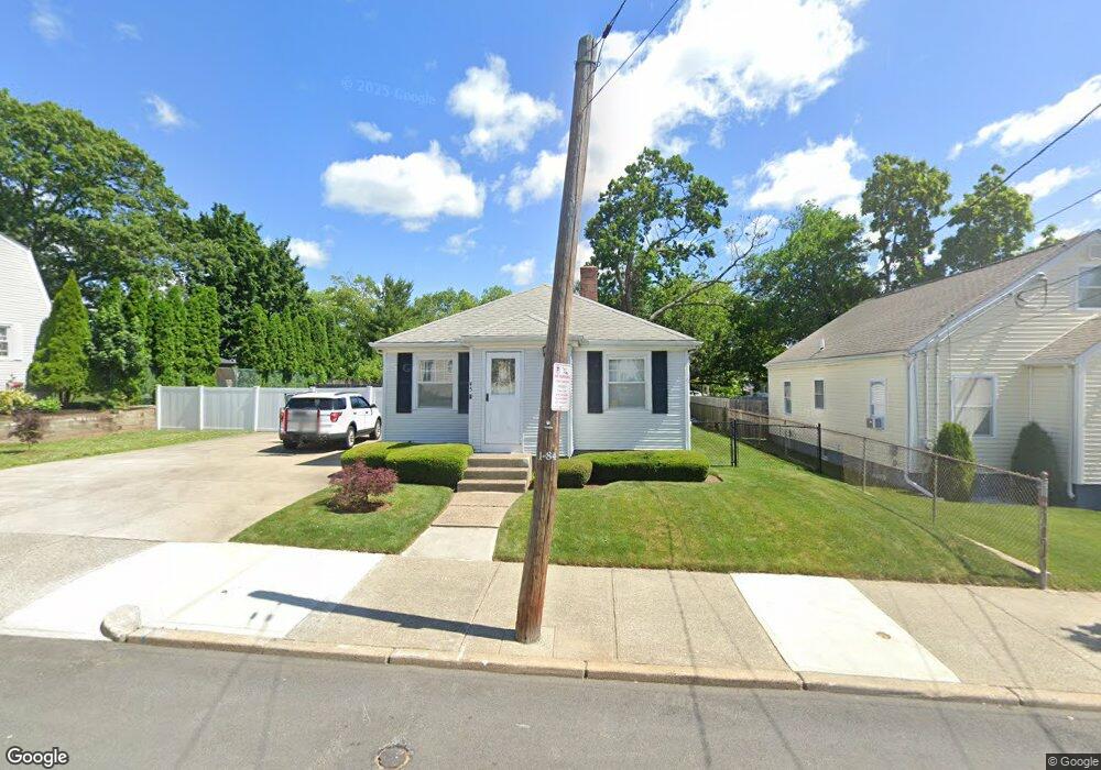 45 Oakdale Ave, Pawtucket, RI 02860 - photo 1