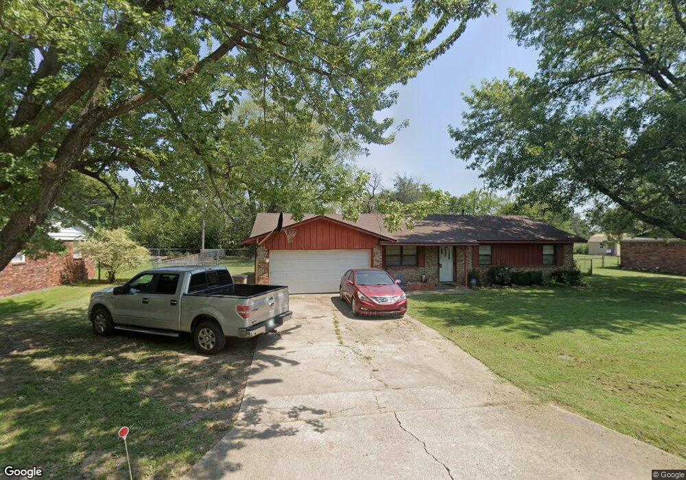1010 N Broadway Ave, Haskell, OK 74436 - photo 1
