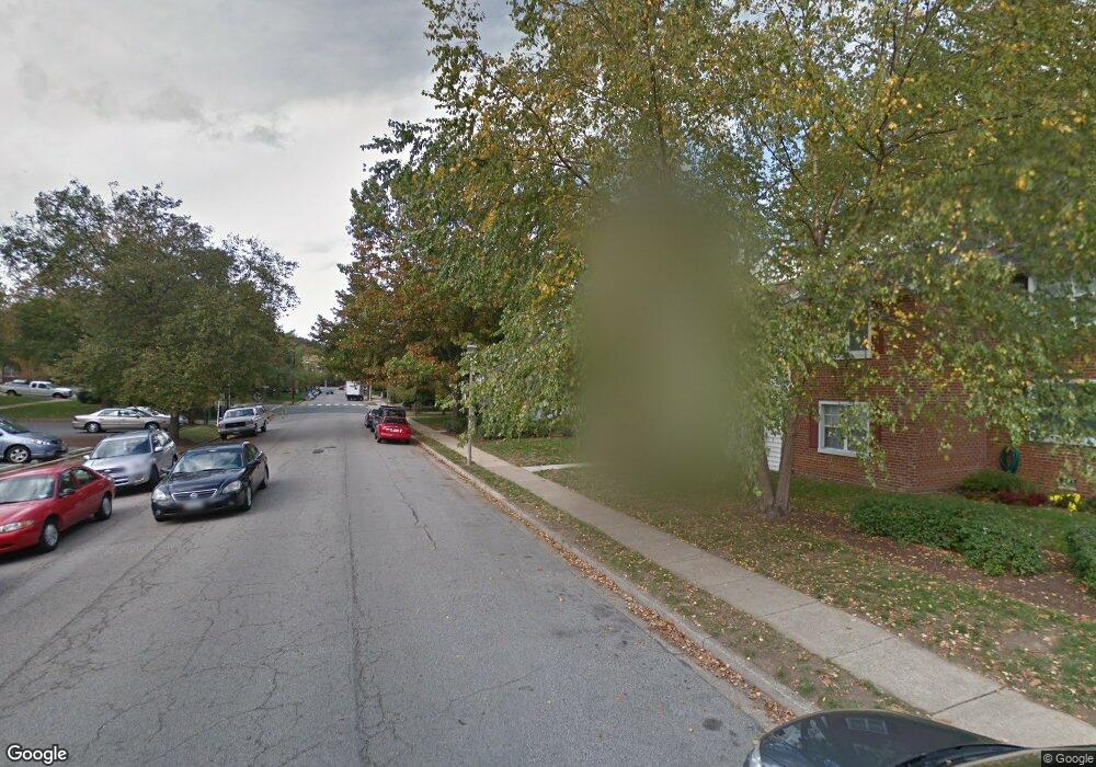 2825 S Wakefield St unit A, Arlington, VA 22206 - photo 1