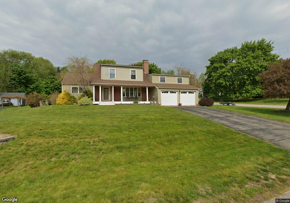 4 Hillcrest Dr, Dover, NH 03820 - photo 1