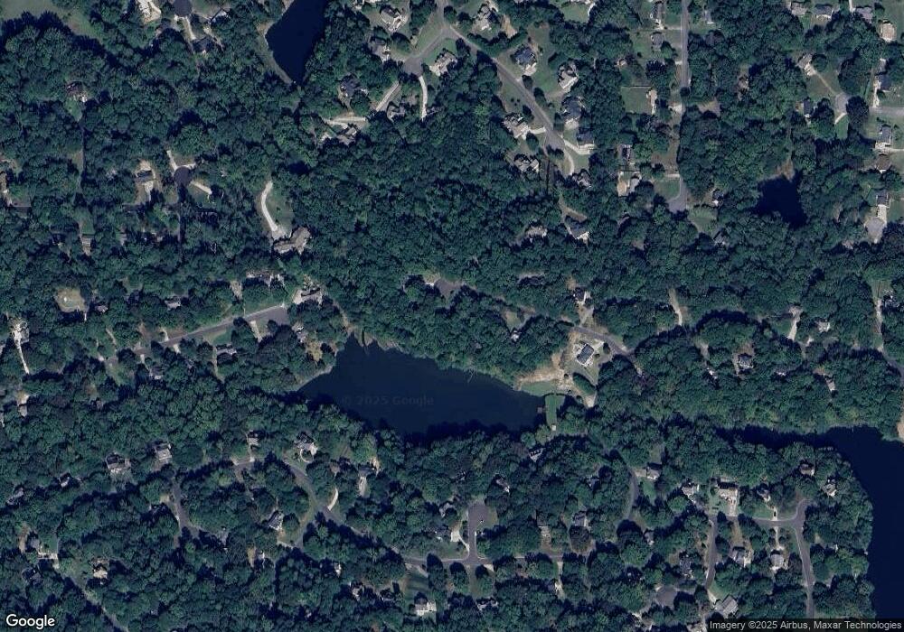 1105 Rock Pointe Look, Woodstock, GA 30188 - photo 1