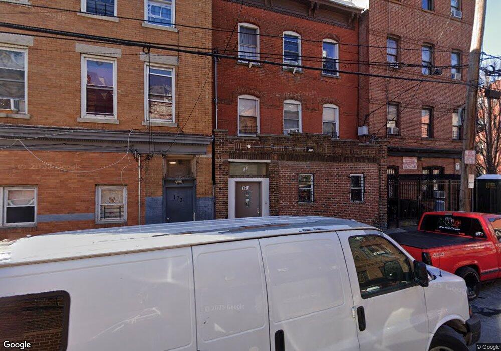 171 Oak St, Yonkers, NY 10701 - photo 1