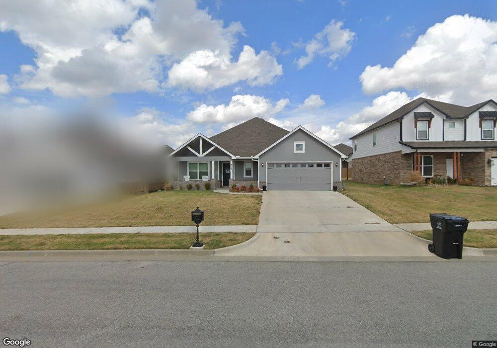 716 E Edgewater Place, Broken Arrow, OK 74012 - photo 1