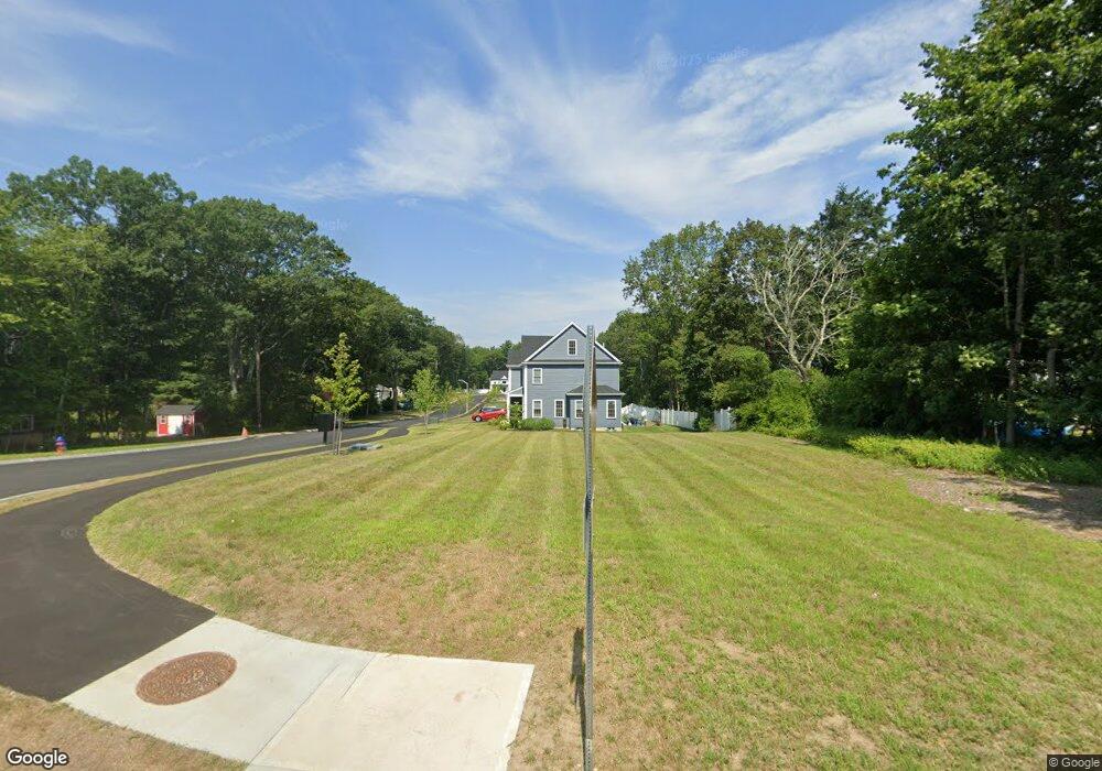 585 Washington St, East Walpole, MA 02032 - photo 1