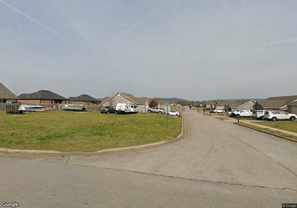 588 Sundowner Ranch Ave, Prairie Grove, AR 72753 - photo 1