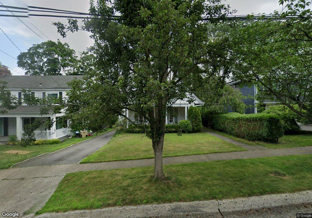 15 Murray Ave, Port Washington, NY 11050 - photo 1