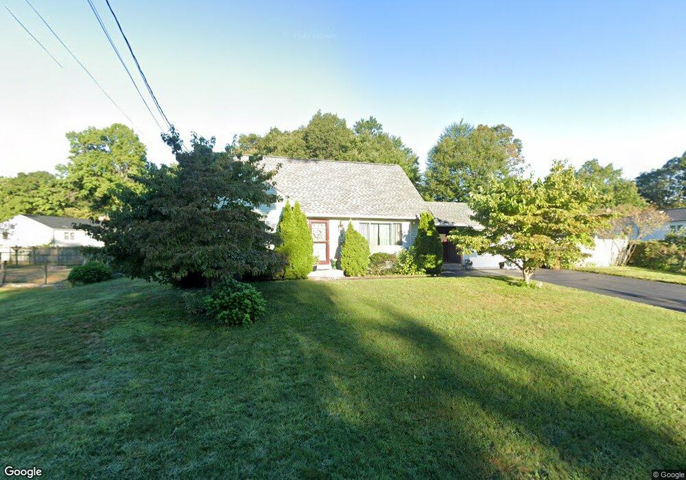 2 Overhill Rd, Enfield, CT 06082 - photo 1