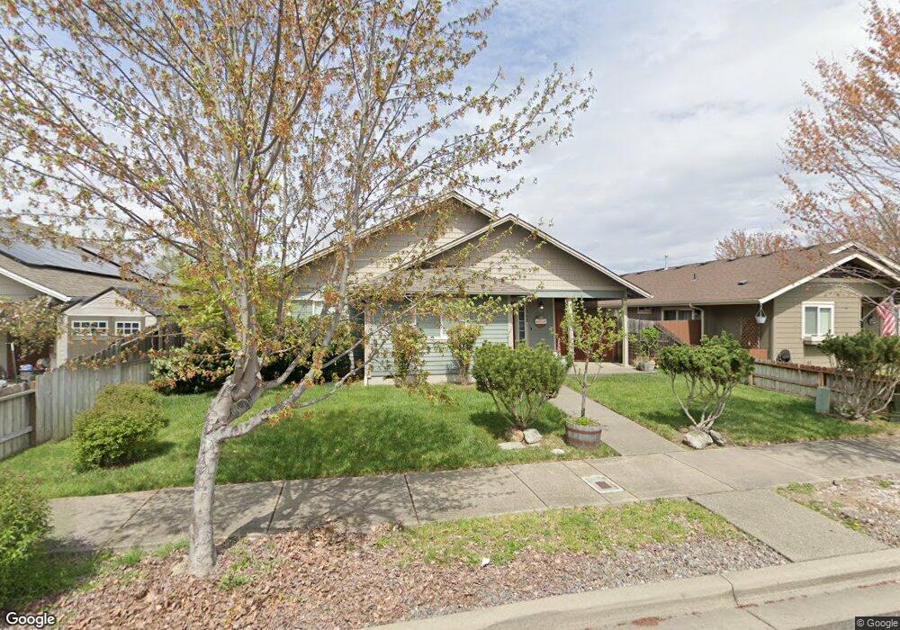 2868 SW Shimmer Ln, Grants Pass, OR 97527 - photo 1