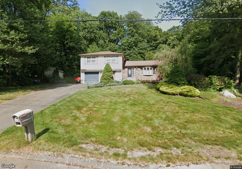 64 Laurel Ln, Ludlow, MA 01056 - photo 1