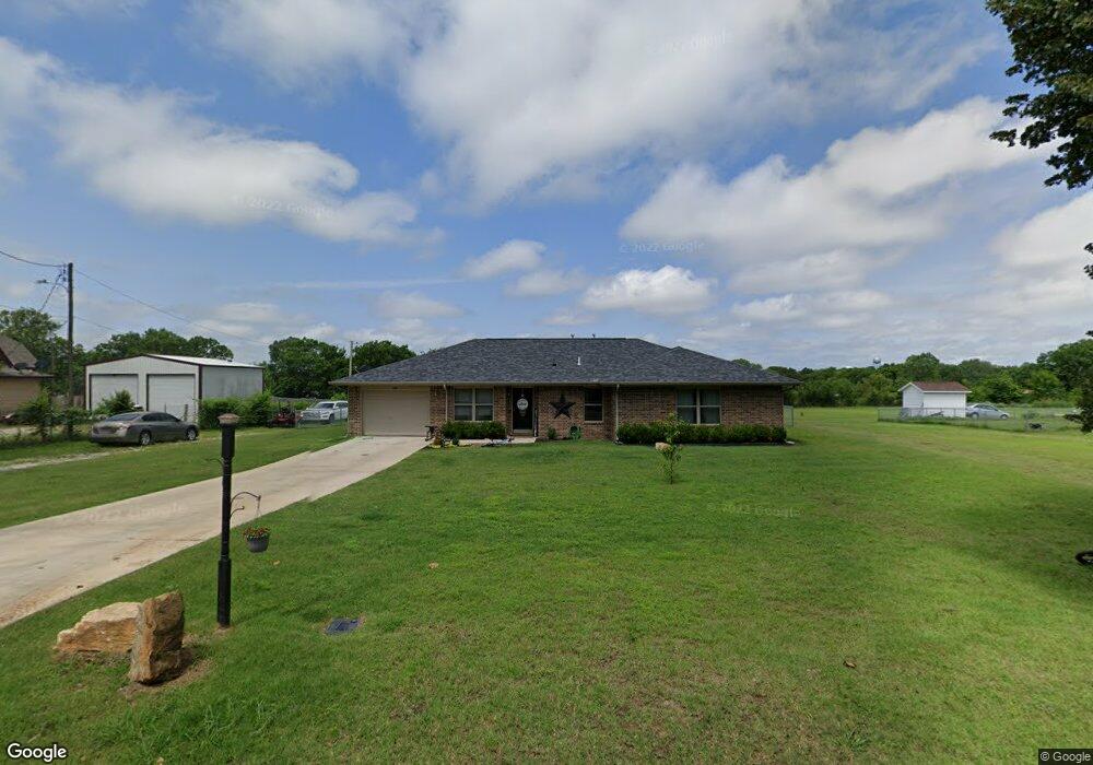 927 W Springdale Loop, Ardmore, OK 73401 - photo 1