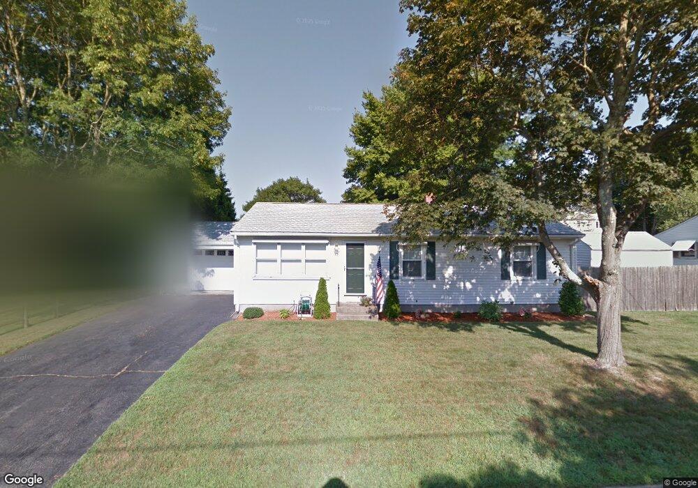 36 Plum Rd, Riverside, RI 02915 - photo 1