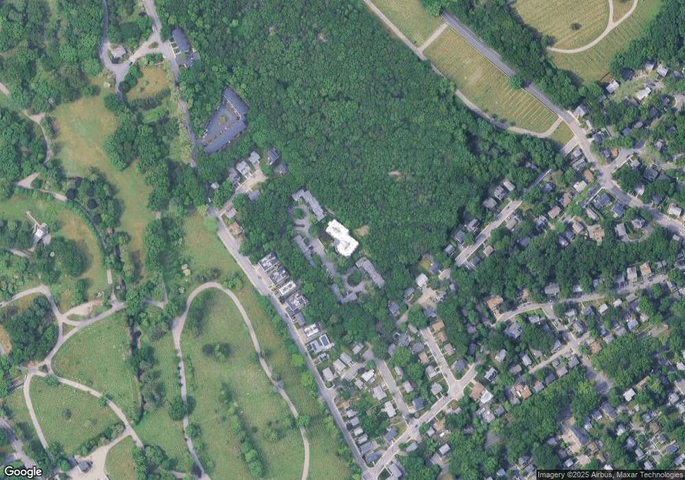 97 Anderer Ln unit 202, West Roxbury, MA 02132 - photo 1