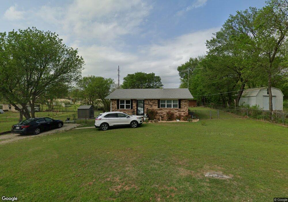 726 W Tahlequah Ave, Sulphur, OK 73086 - photo 1