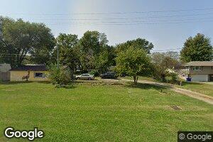 207 N Devoe St, Lone Tree, IA 52755