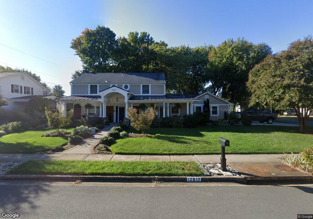 12817 Middleton Ln, Fairfax, VA 22033 - photo 1