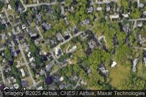 5 Sunset Ln, South Dartmouth, MA 02748