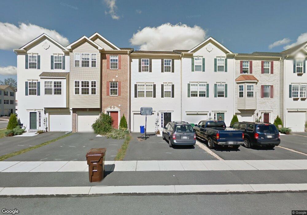 3364 Landmark Ct, Chambersburg, PA 17201 - photo 1