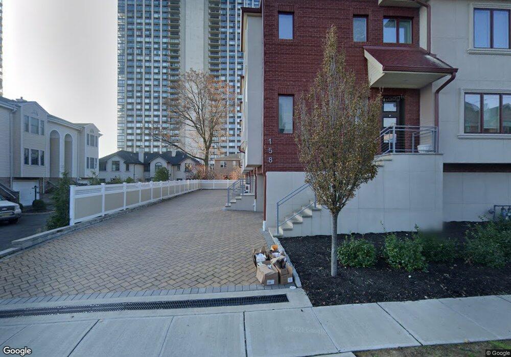 154 English St unit E, Fort Lee, NJ 07024 - photo 1