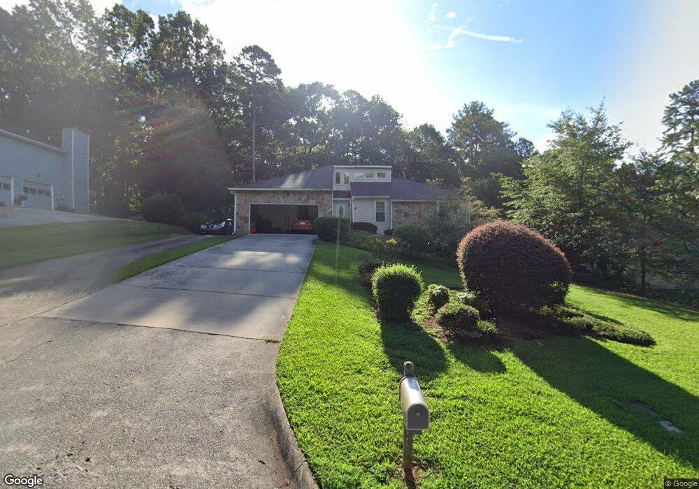 8372 Ridgemoor Dr, Riverdale, GA 30296 - photo 1
