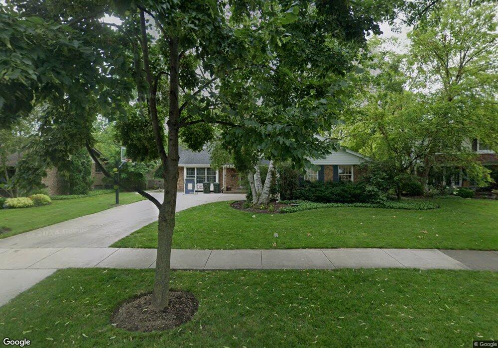 3330 Maple Leaf Dr unit 1, Glenview, IL 60026 - photo 1