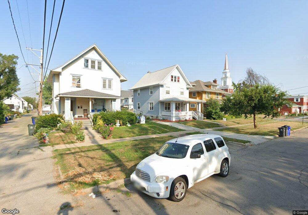 369 17th St SE, Cedar Rapids, IA 52403 - photo 1