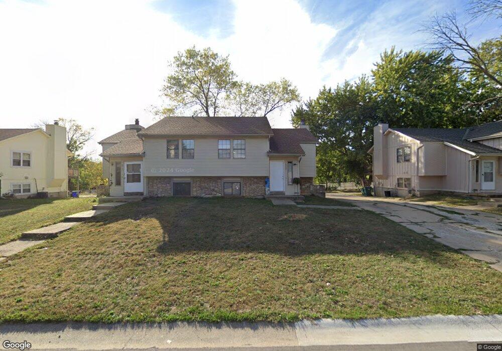 6308 Hallet St, Shawnee, KS 66216 - photo 1