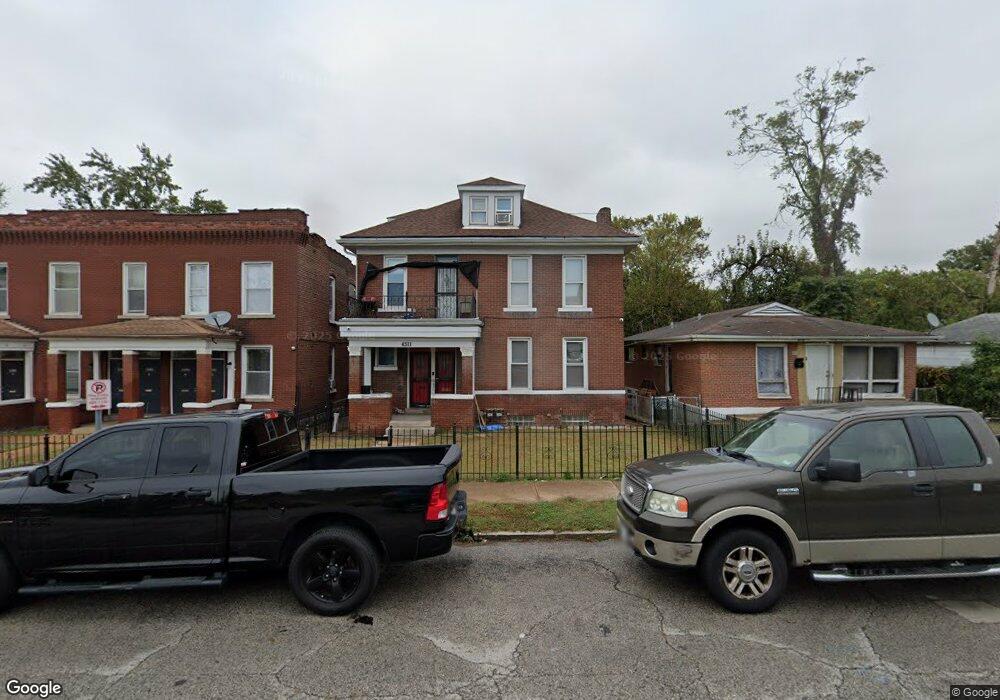 4511 Margaretta Ave, Saint Louis, MO 63115 - photo 1