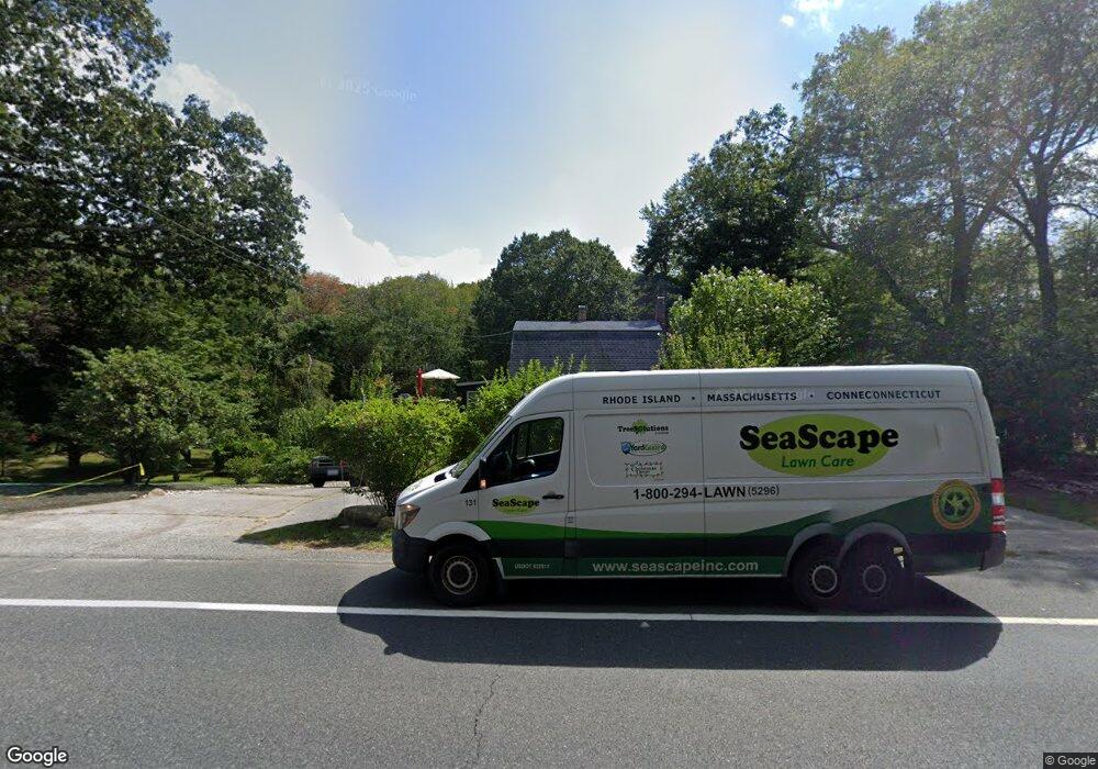 582 Division St, East Greenwich, RI 02818 - photo 1