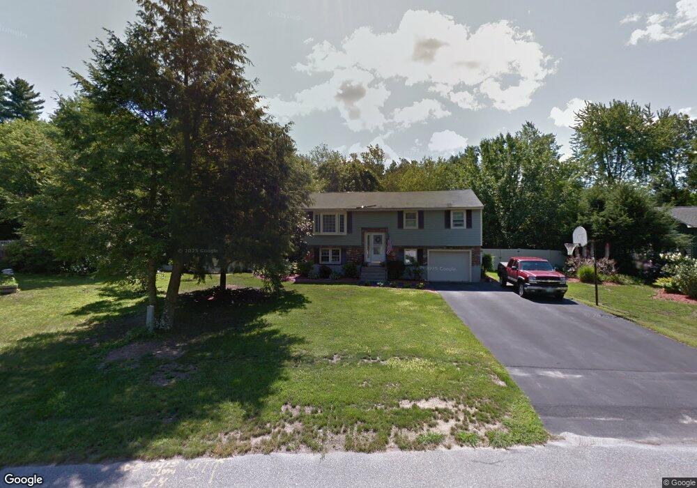 5 Gail Rd, MerriMacK, NH 03054 - photo 1