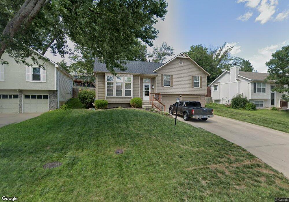 9706 W 51st Terrace, Shawnee, KS 66203 - photo 1