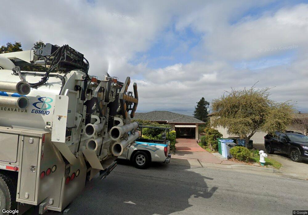 1266 Grizzly Peak Blvd, Berkeley, CA 94708 - photo 1