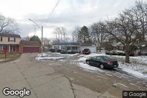 3812 Parkway Ct, Flint, MI 48503