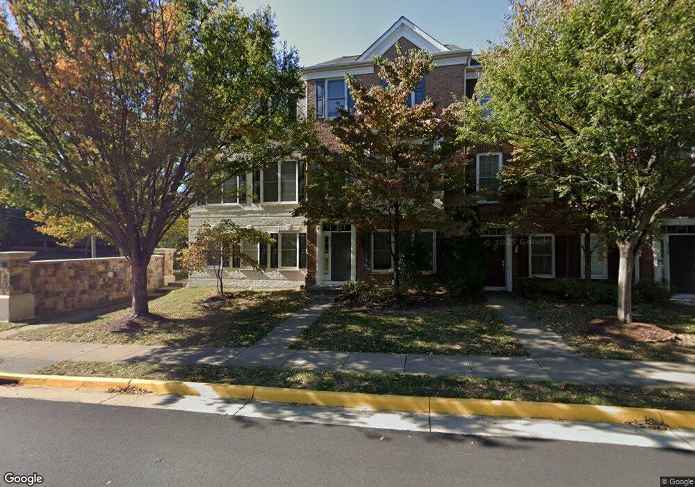 2512 Bronze Stone Place, Herndon, VA 20171 - photo 1