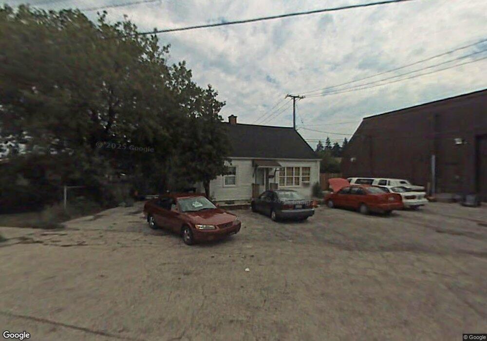 1505 Glen Rock Ave, Waukegan, IL 60085 - photo 1